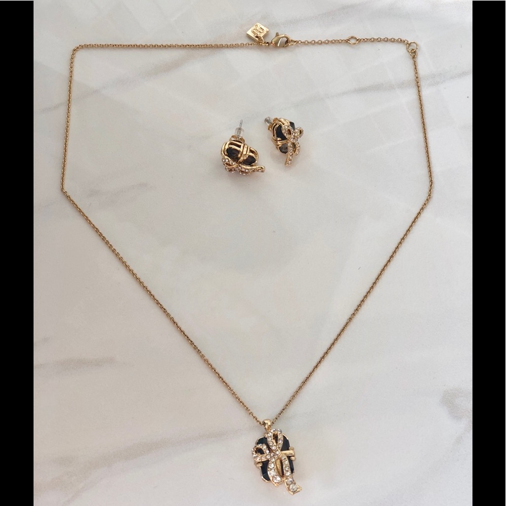 Banana Republic - Necklace & Earrings set